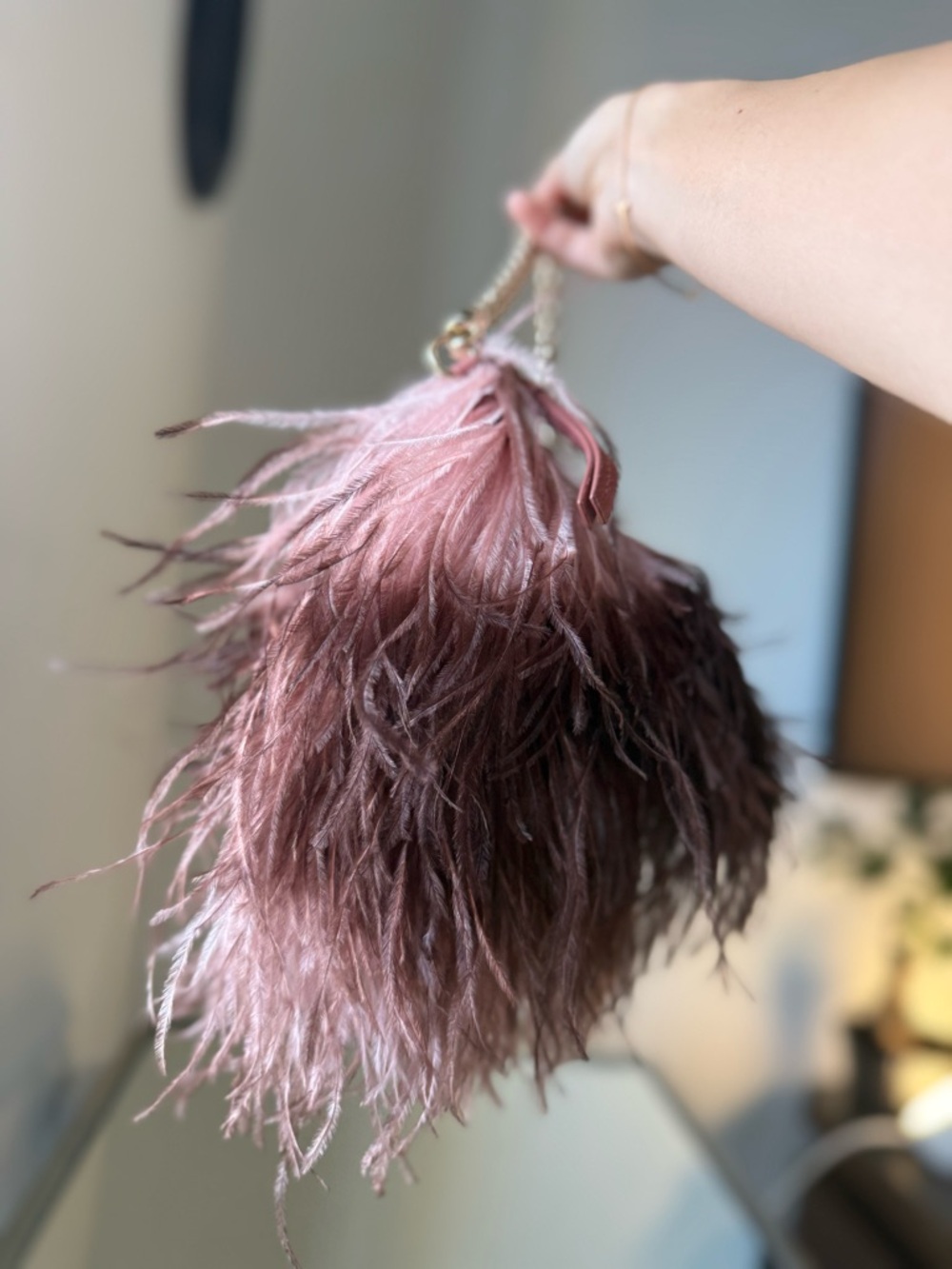 EUC JIMMY CHOO Callie Dégradé Ostrich Feather Clutch Bag $1,895 - Picture 10 of 16